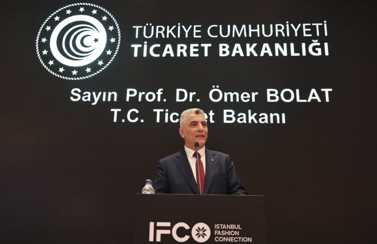 Ticaret Bakanı Ömer Bolat,