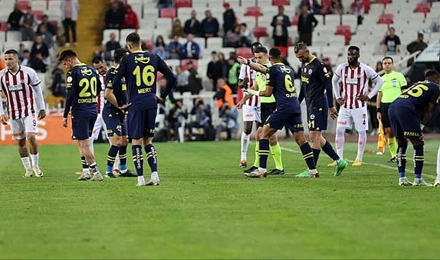 Sivasspor-Fenerbahçe maçının VAR kayıtları