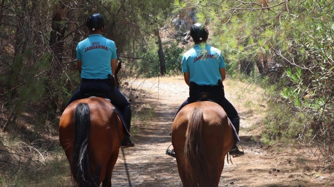   Antalya’da jandarma